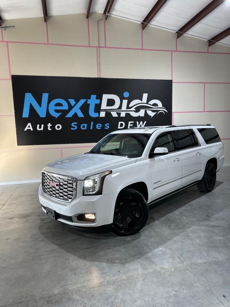 2019 GMC Yukon XL Denali's photo